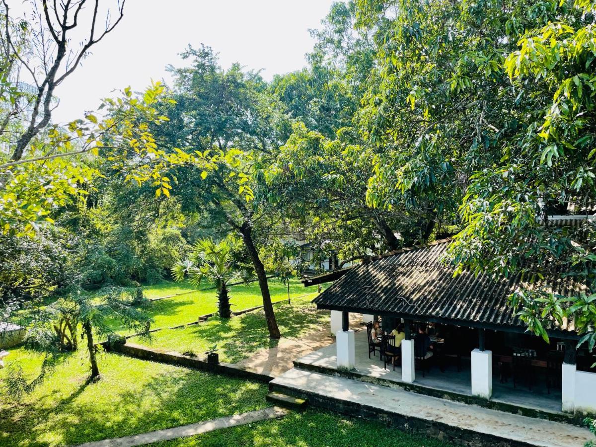 Hotel Sigiriya Kele Exterior foto